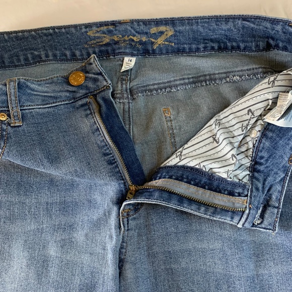 Seven for All Mankind Straight Jeans - Women's Size 14, Medium Wash - Picture 5 of 10